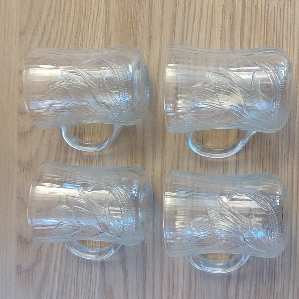 Arcoroc Canterbury Crocus Clear Glass Mugs Set Of 4 10oz EUC - Picture 4 of 14